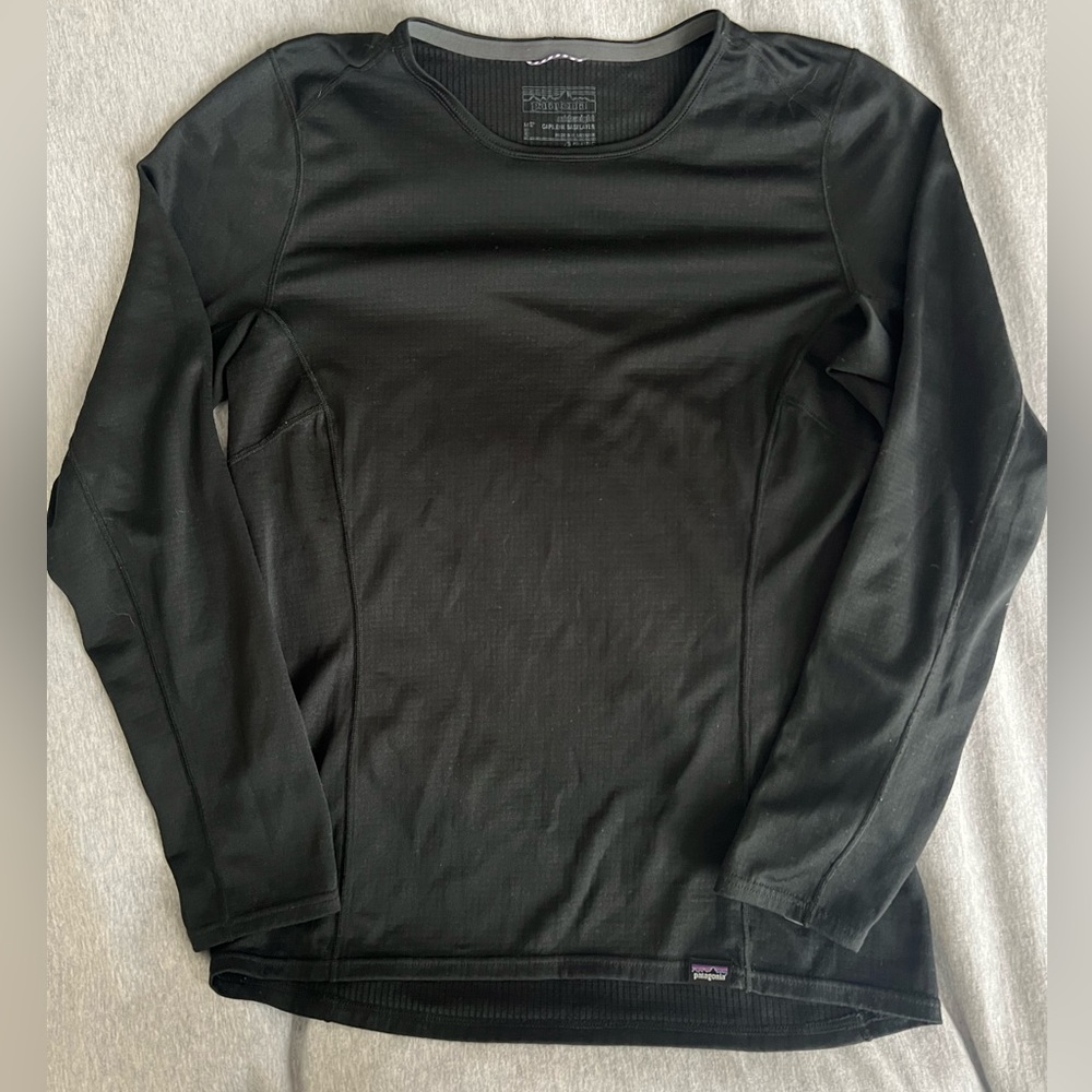 Patagonia women’s capilene mid weight crew